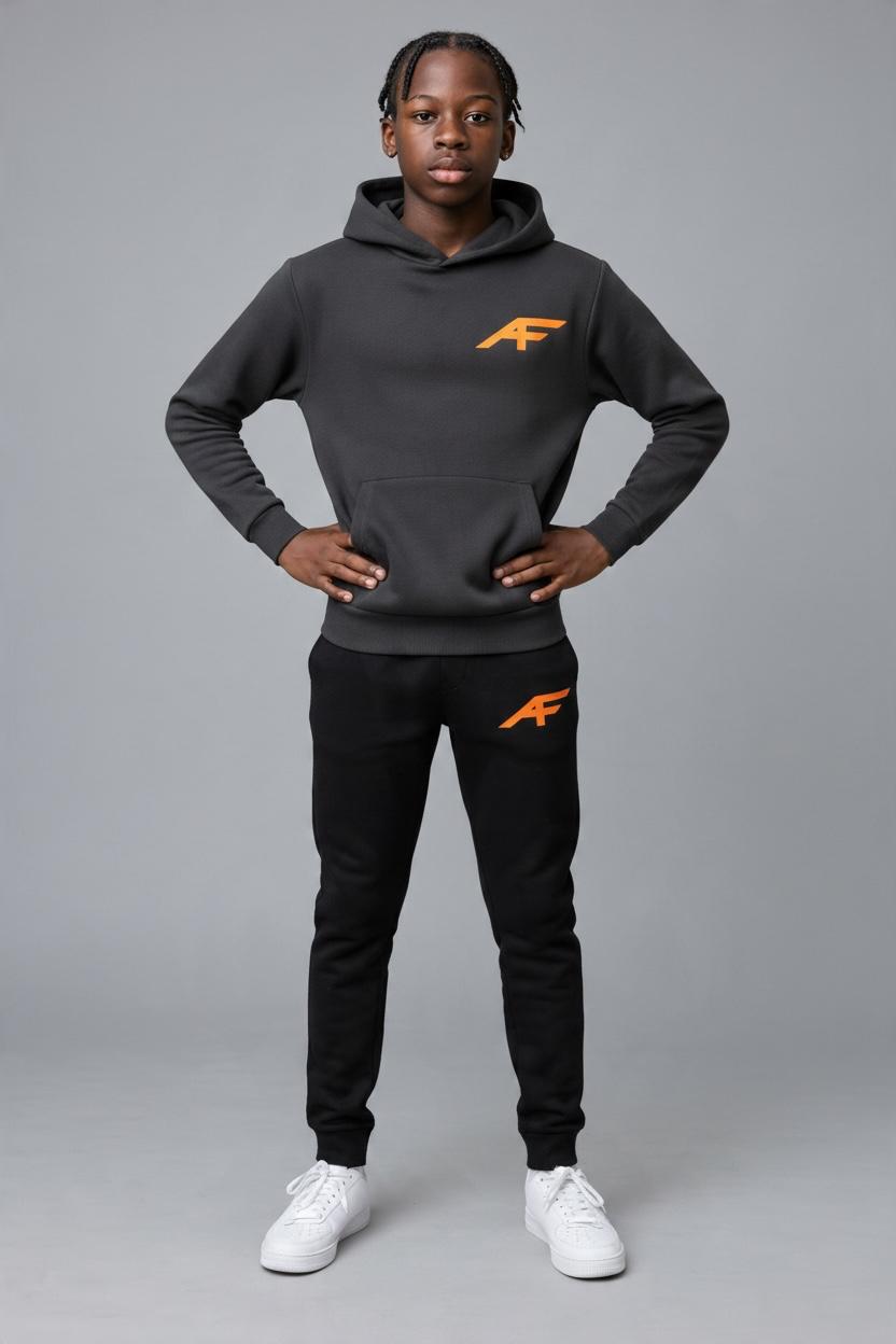 Junior Chunky Hoodie, Charcoal | AF (model, depiction)