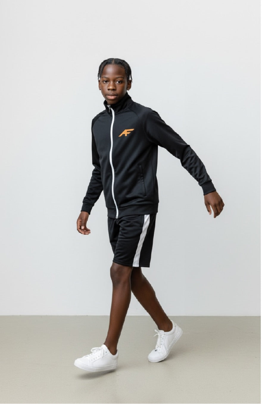 Junior Full Zip Team Top, All Black | AF (model, depiction)